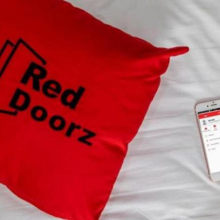 Reddoorz Near Legian Street Hotel Kuta Lombok Eksteriør billede