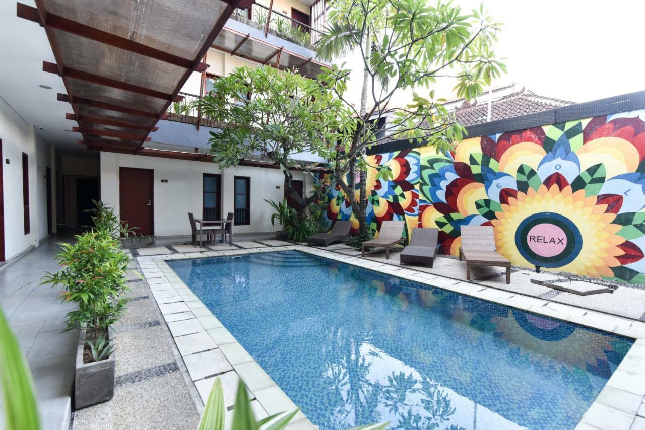 Reddoorz Near Legian Street Hotel Kuta Lombok Eksteriør billede