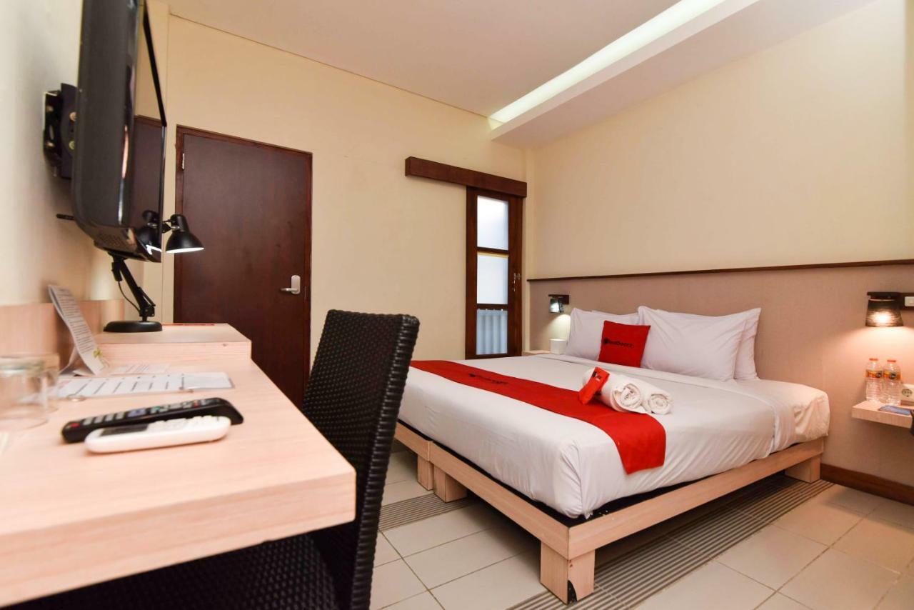Reddoorz Near Legian Street Hotel Kuta Lombok Eksteriør billede